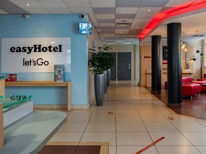 Easyhotel Palais Des Congrès – Old Town Hotel 2*