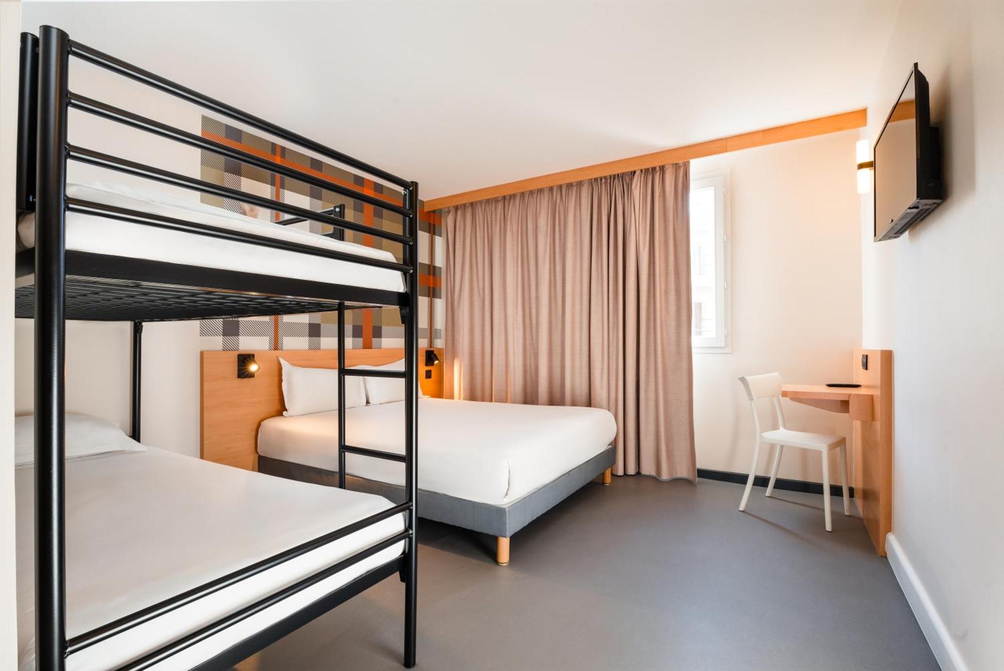 Hotel Easyhotel Palais Des Congrès – Old Town 2*